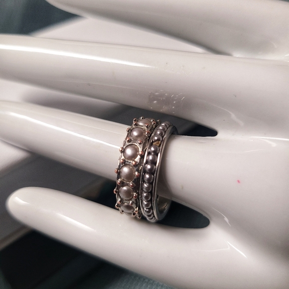 FREE AddOn Banana Republic Ring Set - Picture 3 of 12